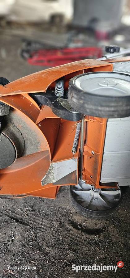 Sprzedam kosiarkę Podkaszarka stihl Krajnik
