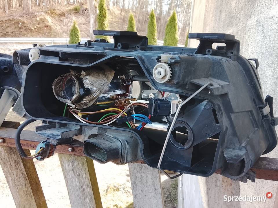 Lampy przód audi A6 C5