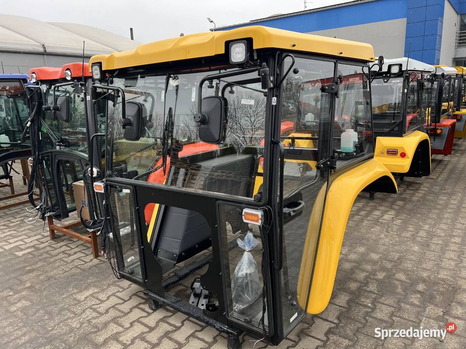 Kabina Ursus C360 C360 C330 C330 T25 błotniki Części i osprzęt rolniczy Białobrzegi sprzedam