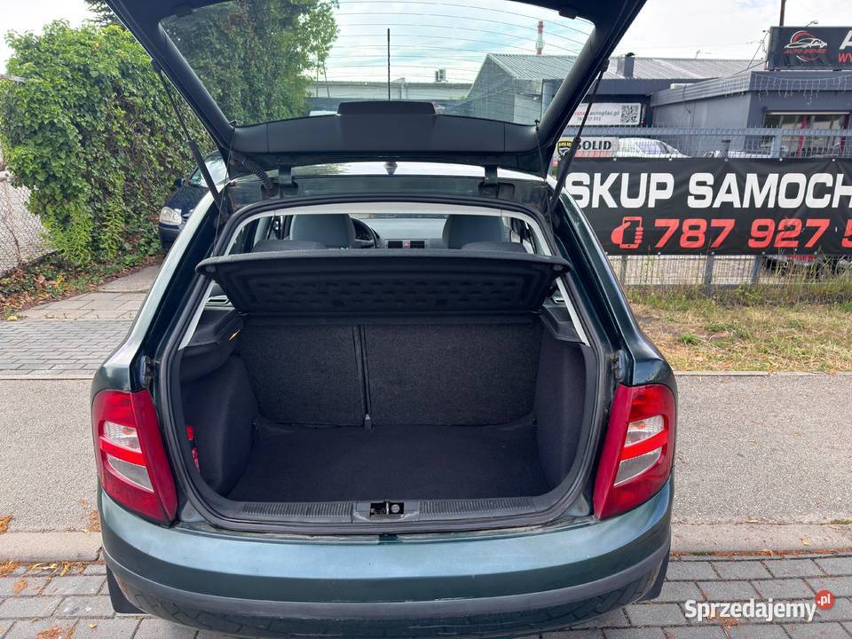 SKODA FABIA 14 BENZYNA2001RRatyZamiana śląskie Częstochowa