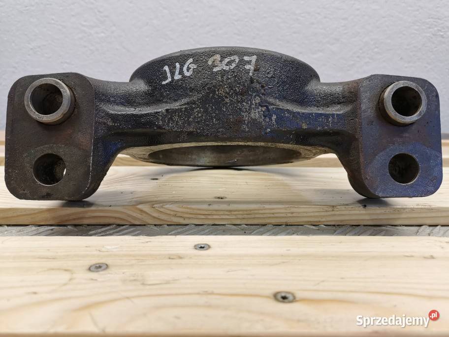 Wspornik osi napędowej JLG 307 Carraro