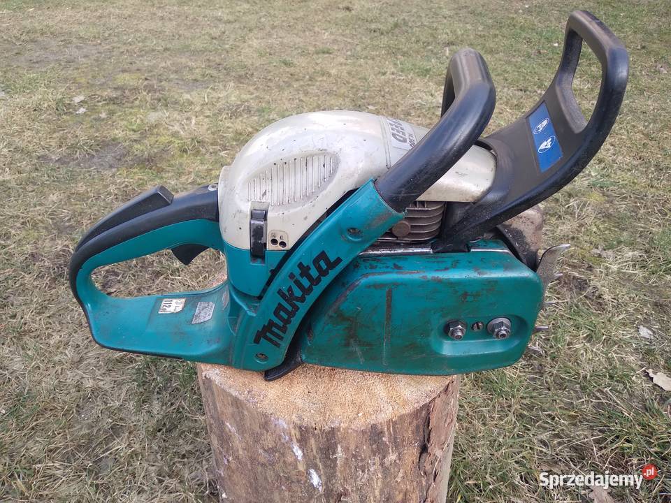 Makita DCS 4600