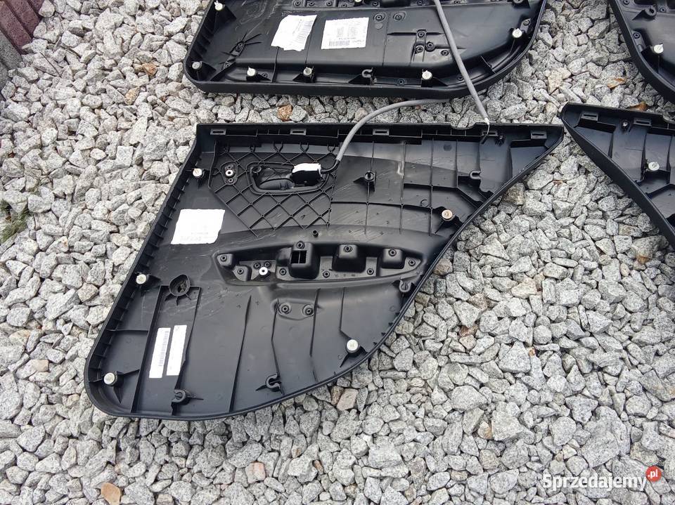 BMW e87 tapicerki drzwi komplet czarny welur Motoryzacja Wrocław