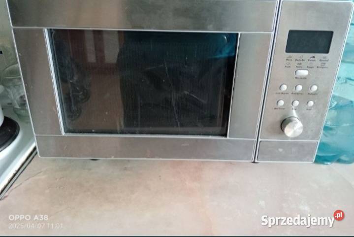 Sprzedam Mikrofala Amica 20L Nieżywięć