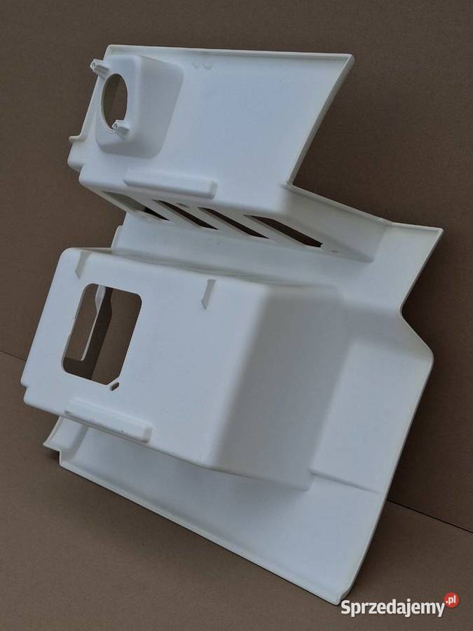 MAN TGS TG3 STOPIEŃ DOLNY PRAWY OBUDOWA WNĘKA Bieleń