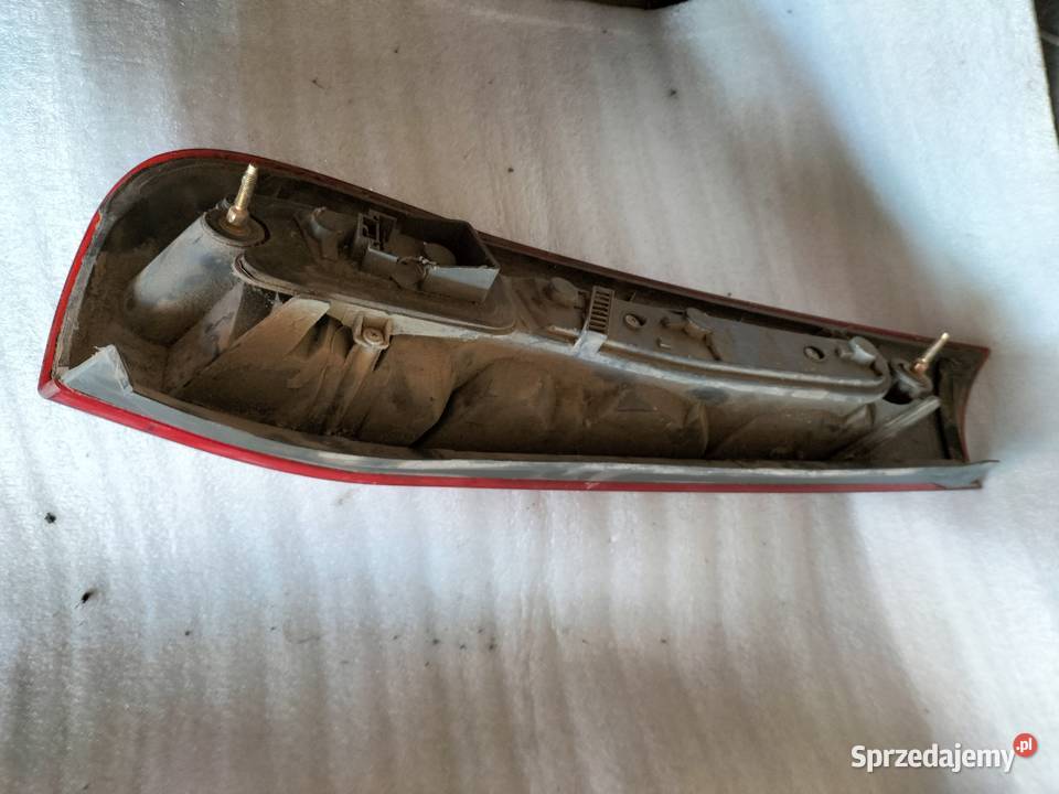 PUNTO 1 LAMPA TYŁ TYLNA PRAWA Kamień-Kolonia