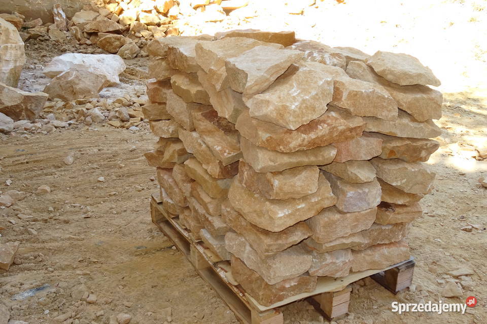 Kamień na skalniak skarpy ogrodowy do ogrodu