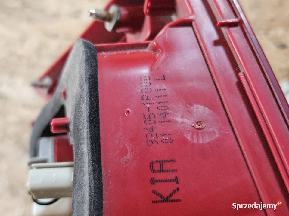 LAMPA PRAWA TYŁ KIA VENGA
