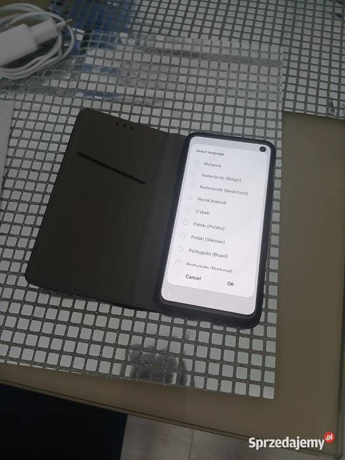 Smartfon Samsung S10e zadbany w komplecie nowe Ustka