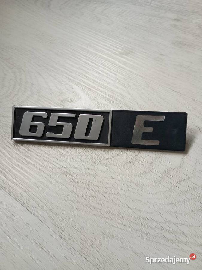 Emblemat Fiat 126p 650 E znaczek logo Fiat 126p Pozostałe Nysa