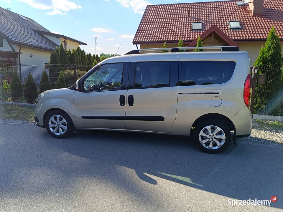 Fiat Doblo Maxi 20 160 Salon Polska Rok produkcji 2016 Fiat Warszawa