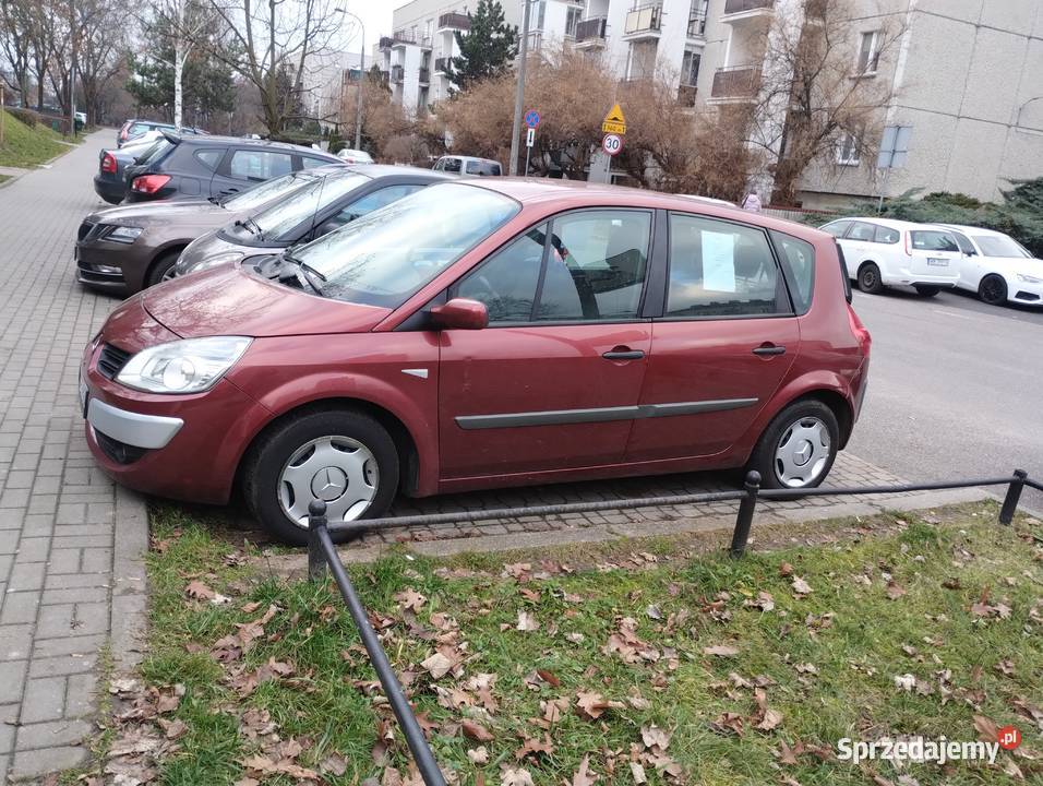 Reno scenic 2 2009 r 15 dci 100 przebieg 216