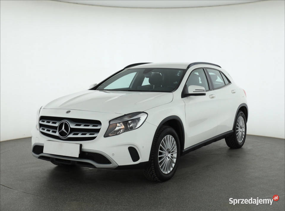 Mercedes GLA GLA 180 GLA