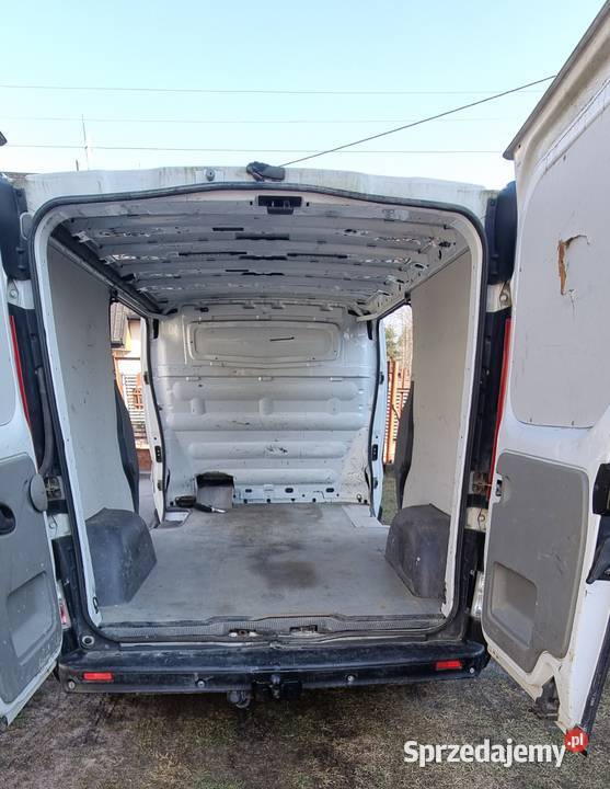 Trafic vivaro primastar Long nieuszkodzony Marki