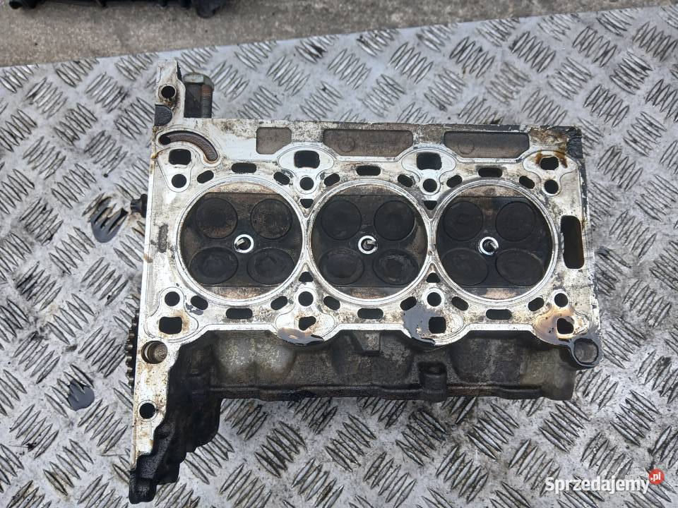 Głowica silnika 55355431 Opel 1012V Z10XEP osobowe Radłów