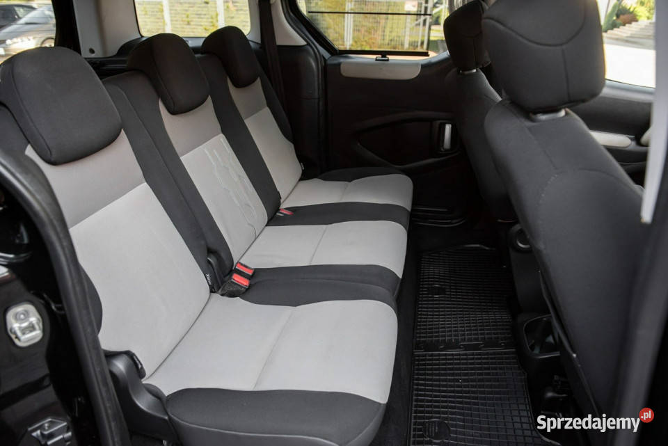 Peugeot Partner Tepee 16eHDI 92 Panorama Led ABS Zwoleń
