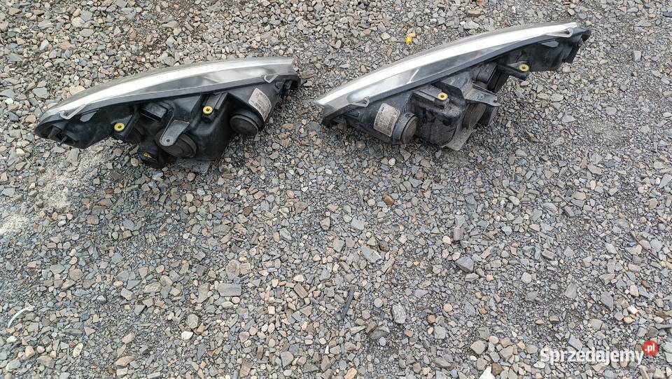 Lampa prawy przód Ford S MK1 lift Galaxy MK2 BI osobowe Lampy przednie Radłów sprzedam