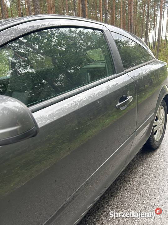 Opel Astra H GTC 13 2009 Rok produkcji 2009 Włoszczowa