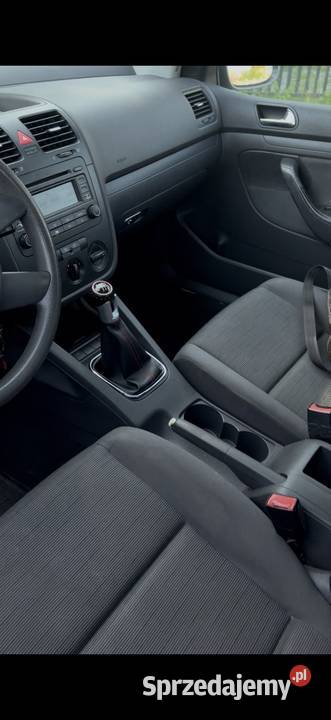 Vw golf 14 benzyna klimatyzacja sprawna VAT marża Golf Warszawa sprzedam