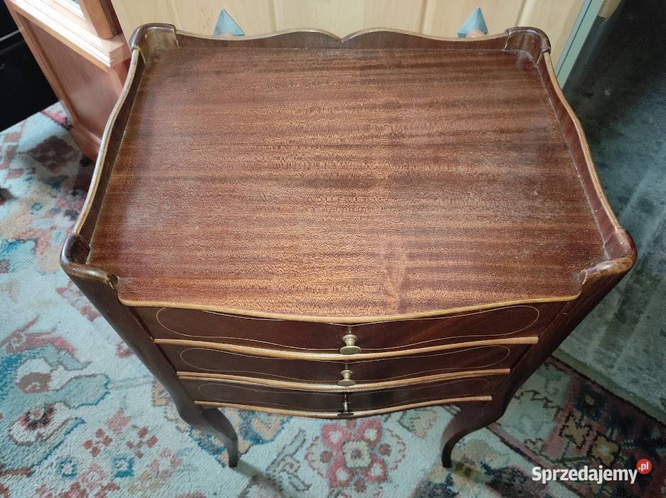 Komoda stylowa z lustrem do korytarza konsola