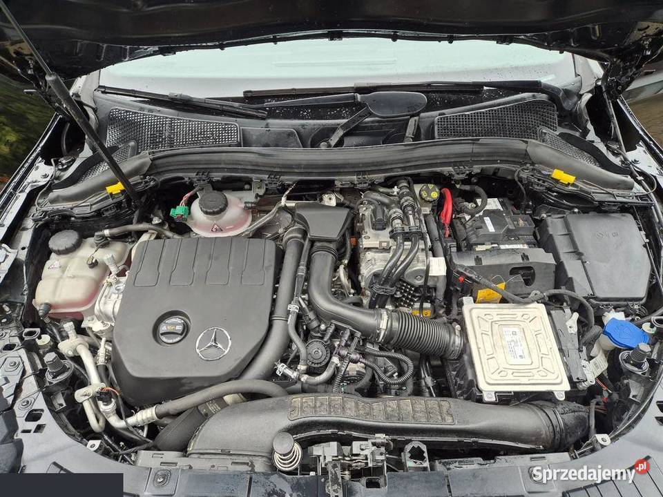 MercedesBenz GLA 250 e 8GDCT Progressive 13 Masłowo