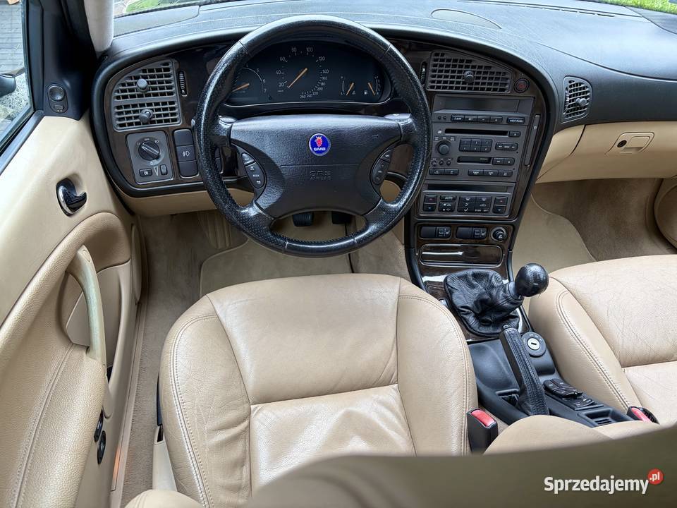 SAAB 95 salon Bezwypadkowy NISKI PRZEBIEG Warszawa sprzedam