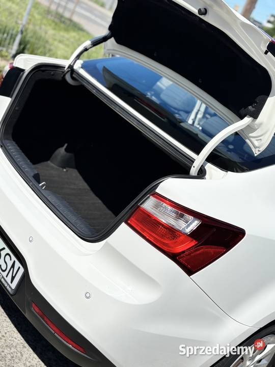 Kia Rio 2014r 12 sedan Rio