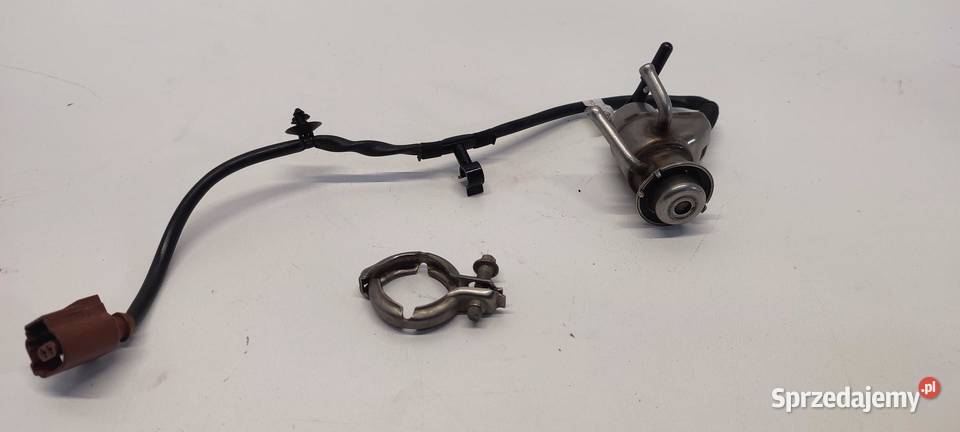 VW TIGUAN II WTRYSKIWACZ ADBLUE 04L131113P