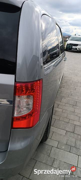 Chrysler TownCountry 36 LPG Rok produkcji 2014 małopolskie Królówka