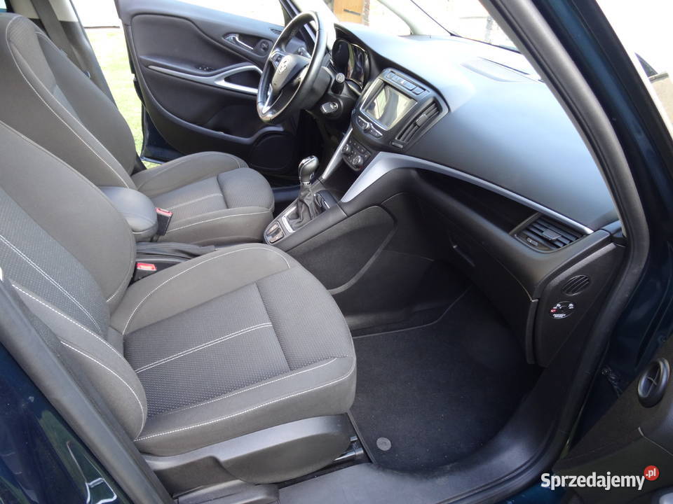 Opel Zafira C 2018r
