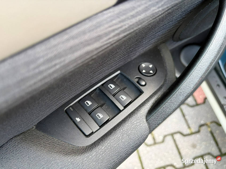 BMW X1 20i 184 Automat Xenony Duża navi Hak I bluetooth Lipówki