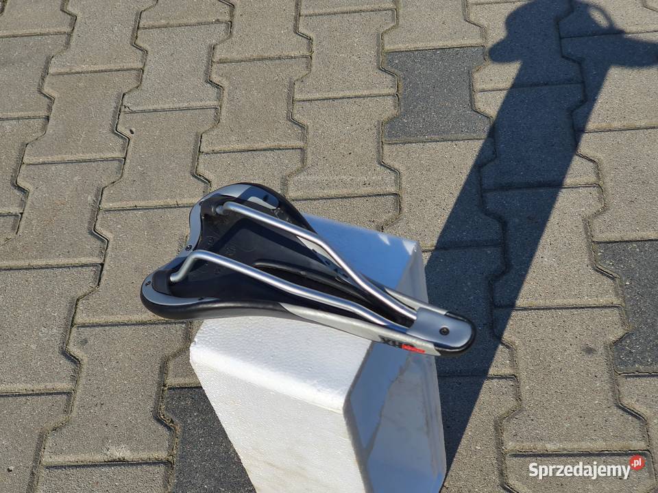 Etui torba na telefon na ramę nowa marki Basil