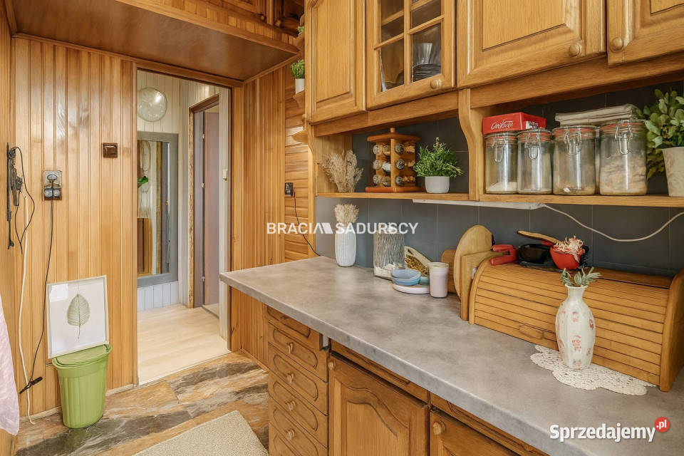 Sprzedaż mieszkania 6263m2 4 pokoje Kraków os 11160zł/m2 sprzedam