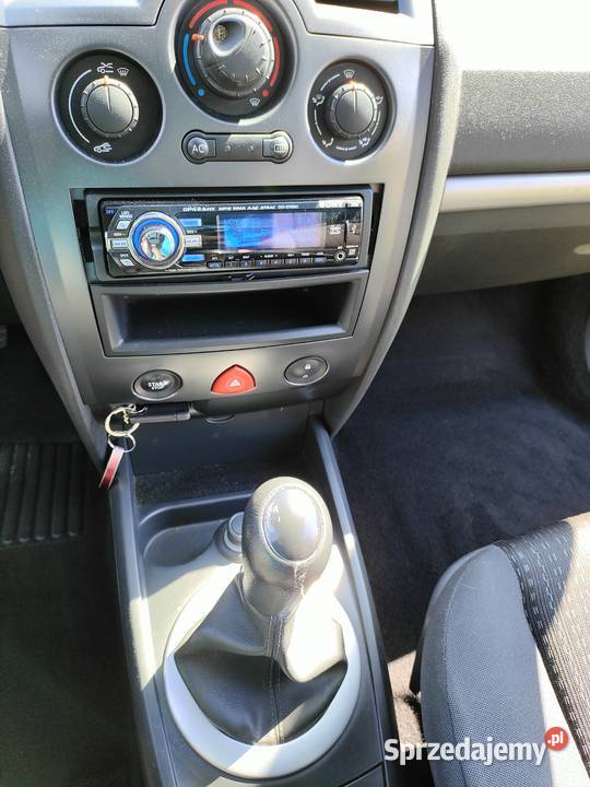 Sprzedam Renault Megane 2CC 2006r 1600cm3 Konin