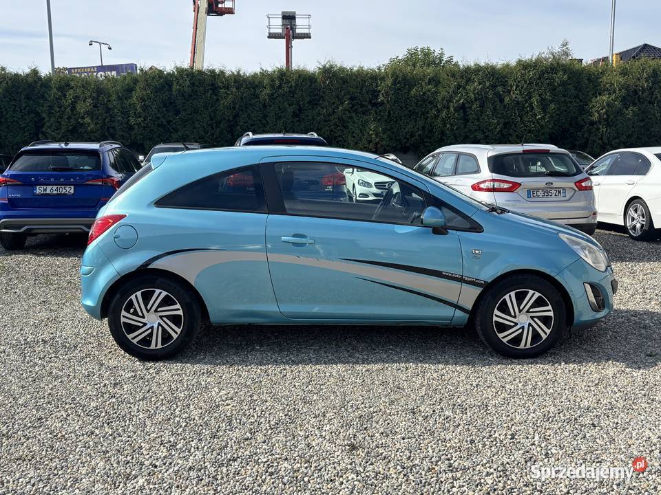 Opel Corsa z 2011r GWARANCJA Paniówki