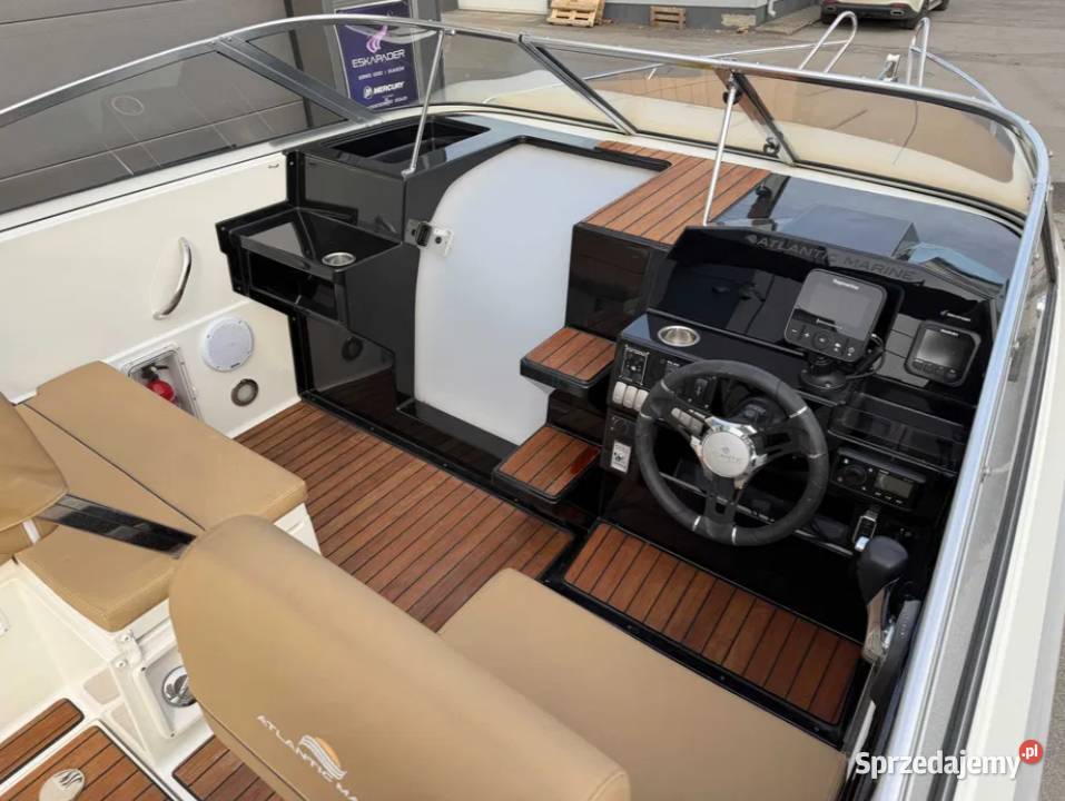 ŁÓDŹ MOTOROWA ATLANTIC MARINE 720 z silnikiem Płock