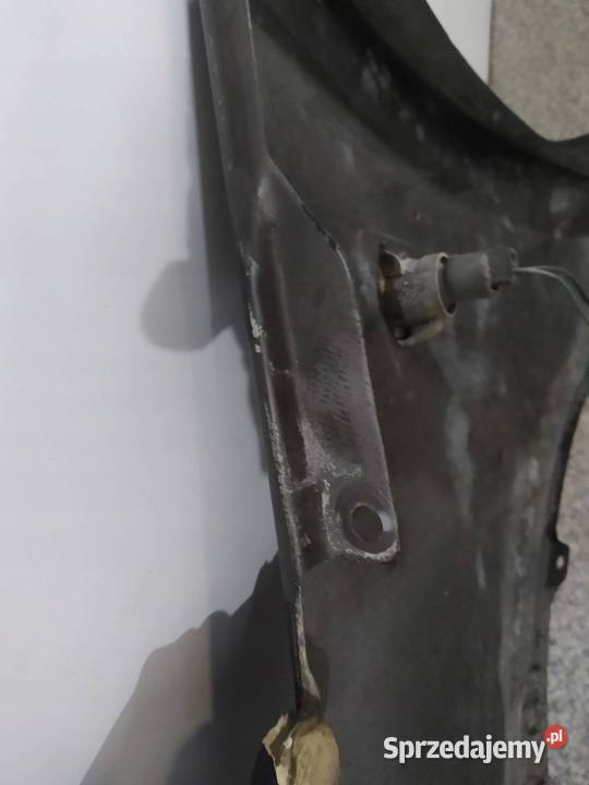 BŁOTNIK PRAWY PRZÓD Z30 VI LIFT Mitsubishi Colt sprzedam