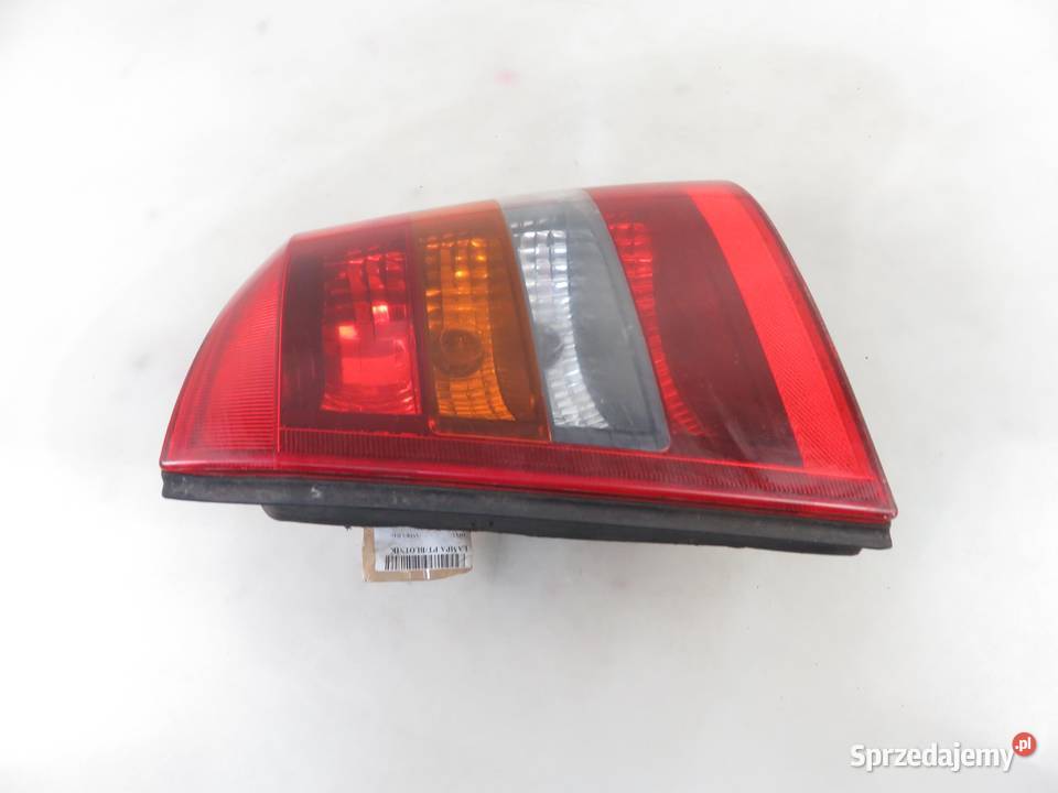 LAMPA PRAWA TYLNA OPEL ASTRA G abriolet 13117099 sprzedam