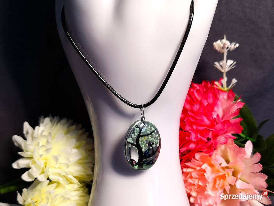 Naszyjnik ze szklanym wisiorkiem Kielce