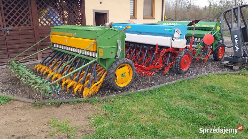 ROZSIEWACZ do nawozu AMAZONE M 1000 L nieuszkodzony Przymiłowice