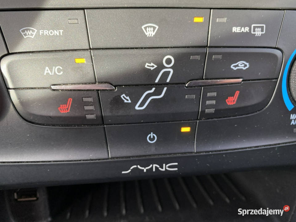 Ford Focus zadbany oryginalny przebieg 100 kurtyny powietrzne wielkopolskie Poznań