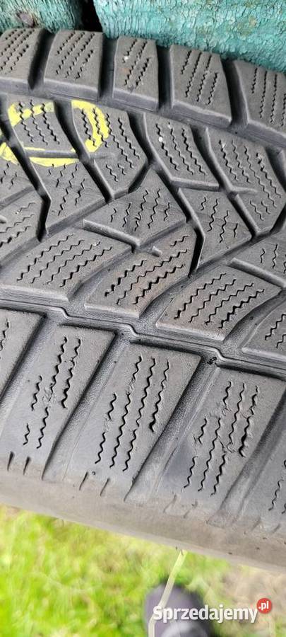 Sprzedam opony zimowe 21560 R16 DUNLOP WINTER Pabianice