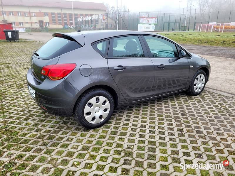 Niezawodny hatchback elektrochrom. lusterko wst. Astra