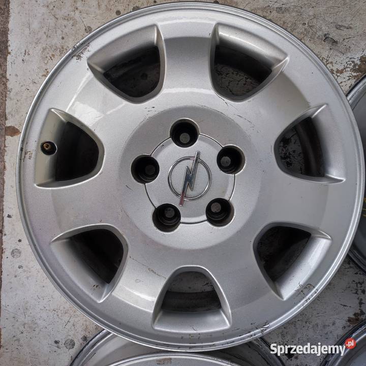 Felgi aluminiowe 6Jx16H2 ET44 5x110 Opel Gorzanów