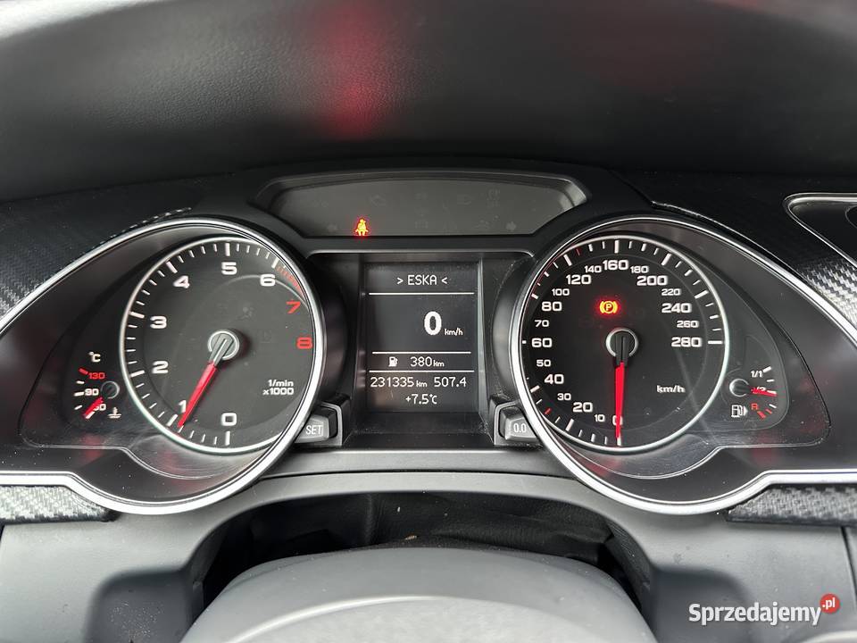 Audi A5 18TFSI Coupe 2013 Manual Lift nieuszkodzony