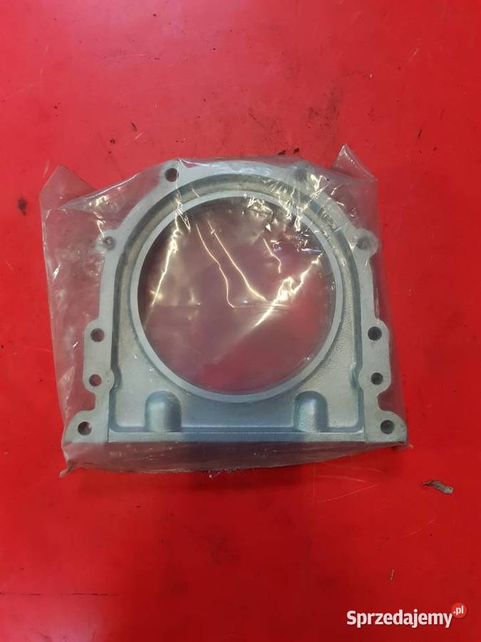 89002023 Pokrywa tylna silnika URSUS C385 sprzedam