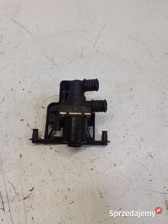 BMW E60 E61 E63 Elektrozawór wody 6920226 sprzedam
