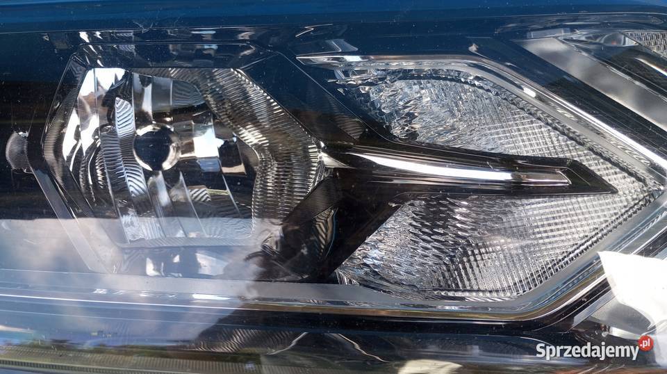 LAMPA REFLEKTOR PRAWY PRZÓD EU 10019009 NISSAN Nowy Tomyśl
