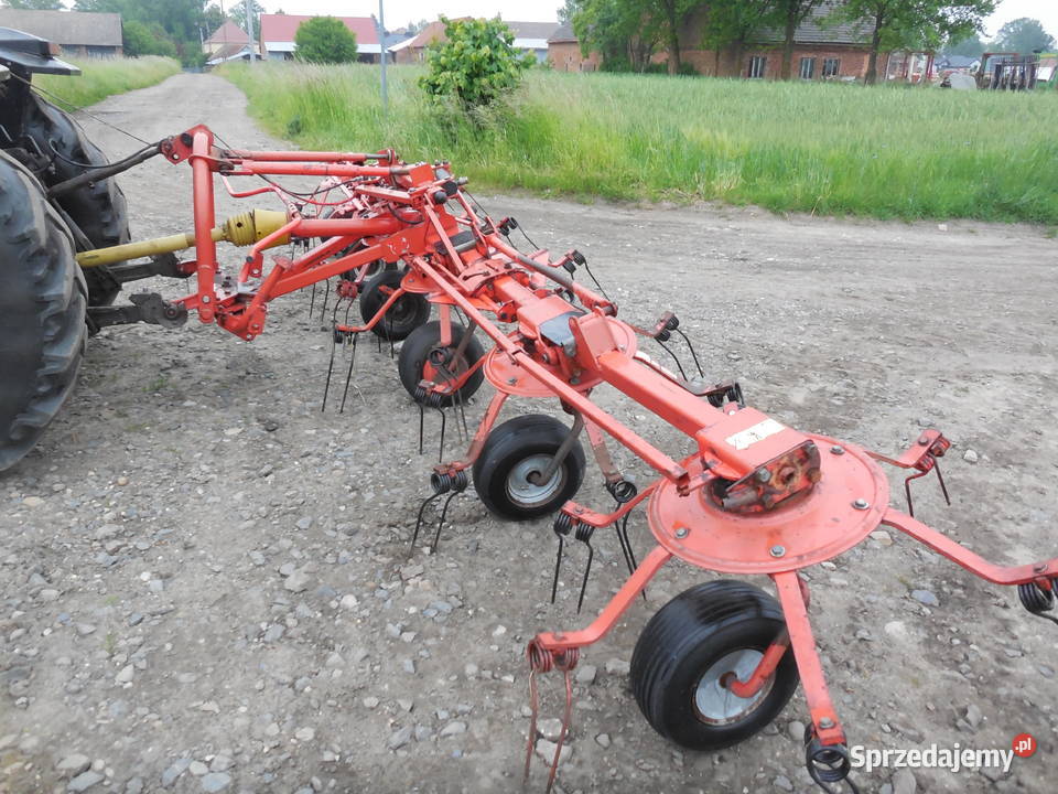 Przetrząsarka Przewracarka FELLA TH 680 D Hydro Zgrabiarki i przetrząsacze śląskie Lubliniec