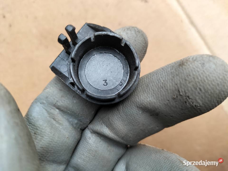 OSŁONA ZAŚLEPKA PRZÓD ŚRUBY RAMION WYCIERACZKI Kamień-Kolonia sprzedam